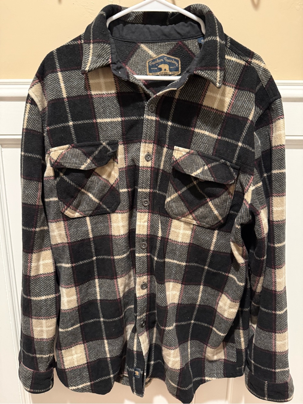 Freedom Traders Black & Cream Plaid Button-Down Shirt